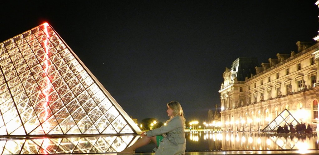 03 PASSEIO 01 Louvre museu e piramides - dicas o que fazer em paris roteiros de viagem