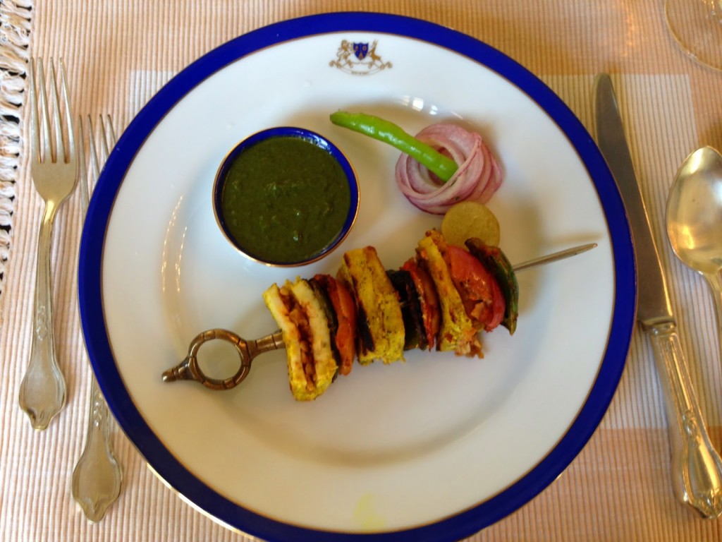 33 suryamahal restaurant oberoi udaivilas hotel udaipur rajasthan india
