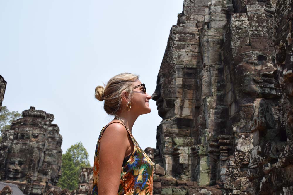 dicas viagem camboja - templo bayon angkor thom siem reap faces gigantes 
