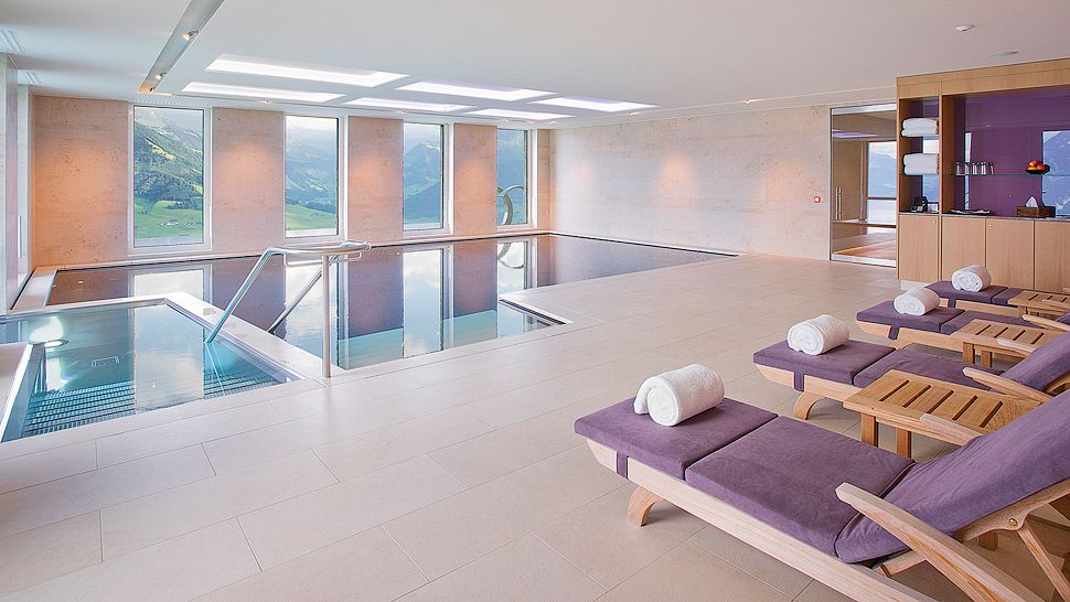 Hotel Villa Honegg indoor pool spa