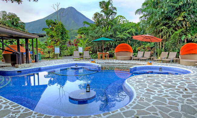 Piscina do Naraya Hotel Spa e Gardens | foto: divulgação do hotel