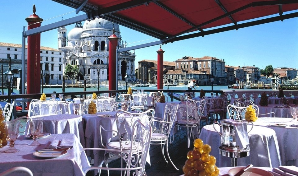 De Pisis Restaurant - Hotel Bauer Il Palazzo, nas margens do Grand Canal | foto: divulgação