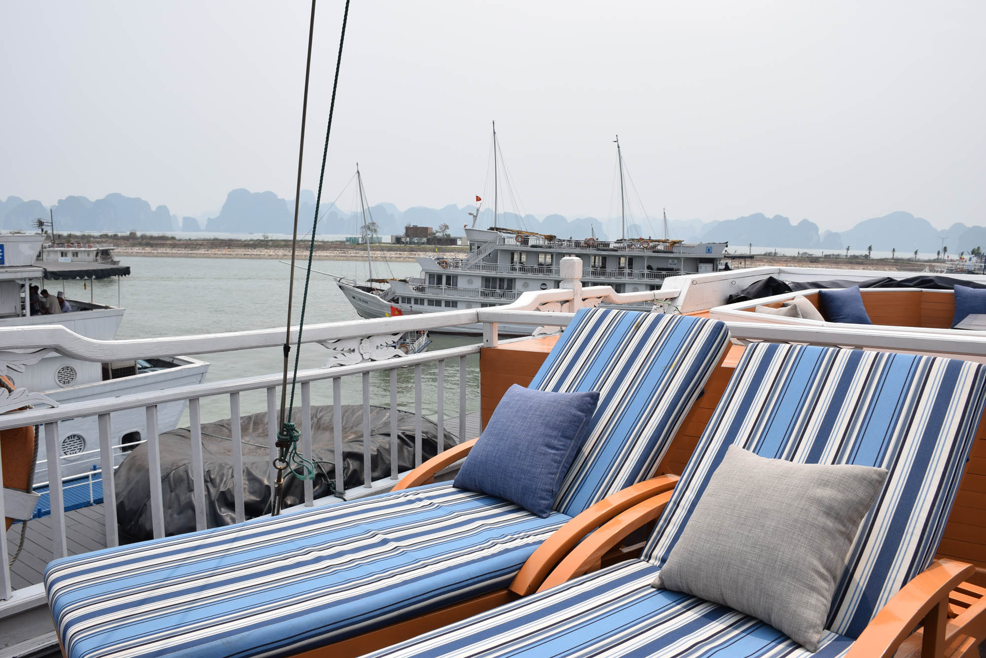 paradise-luxury-cruise-vietna-barco-halong-bay