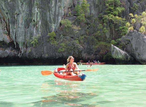 Caiaque flutuante! Small Lagoon - El Nido - Filipinas