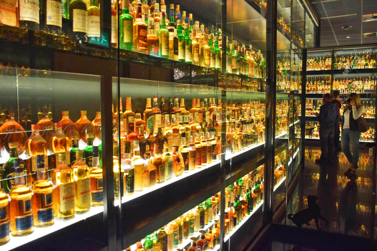 A maior coleção de whisky escocês do mundo