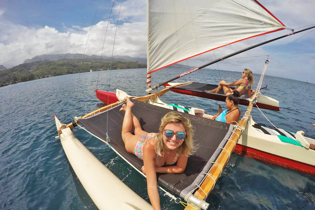 Passeio de Pirogue à voile (Va'a) no Tahiti | foto: Lala Rebelo