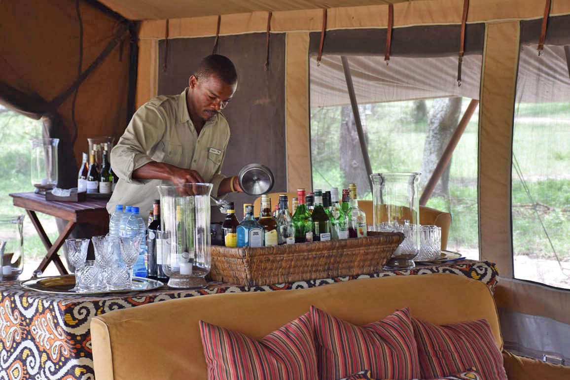 andBeyond Serengeti Under Canvas - acampamento de luxo - safari glamping