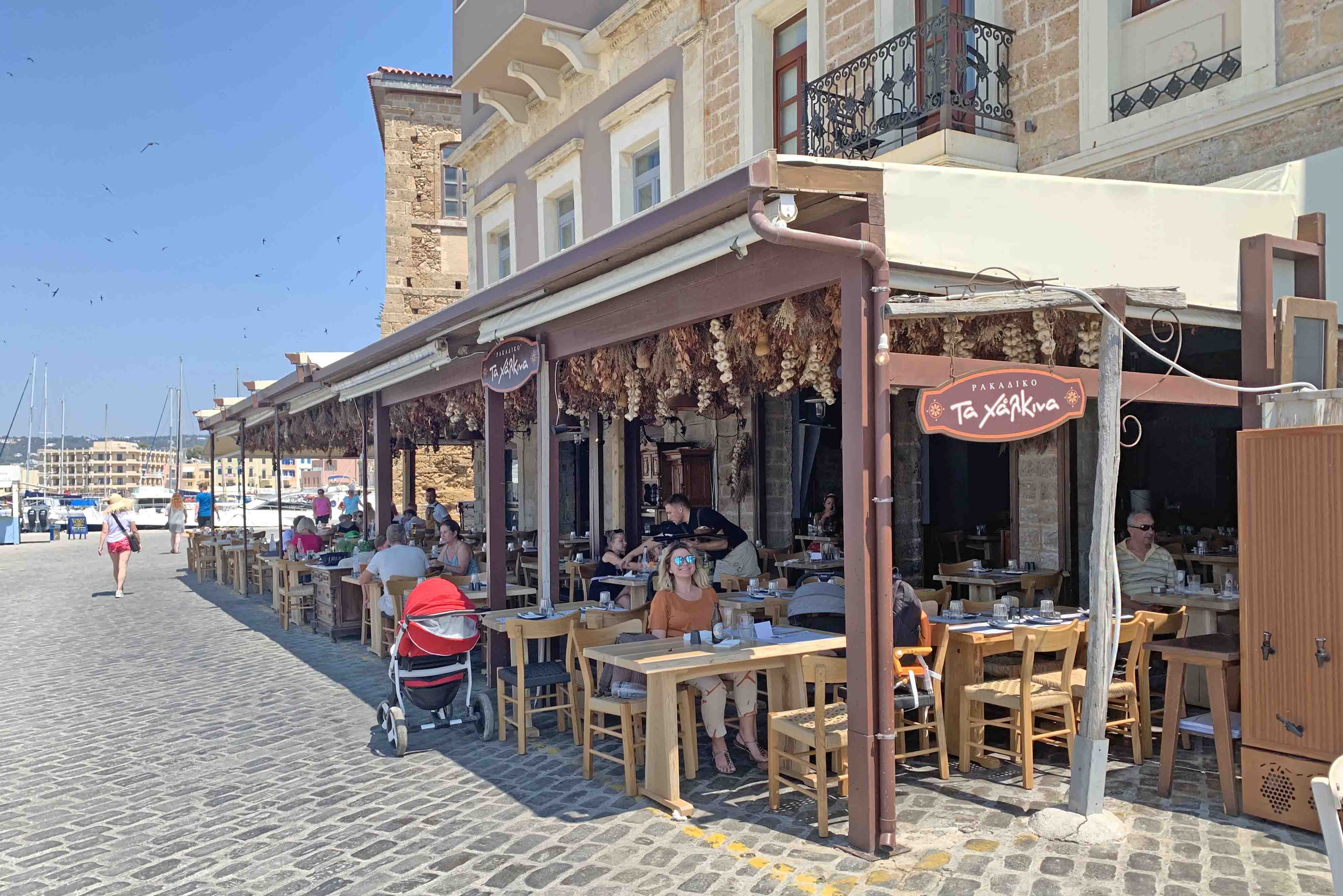 Restaurante Ta Chalkina - Chania Old Harbour - Creta