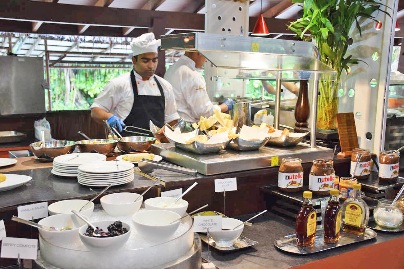Anantara Dhigu Maldivas - buffet café da manhã 