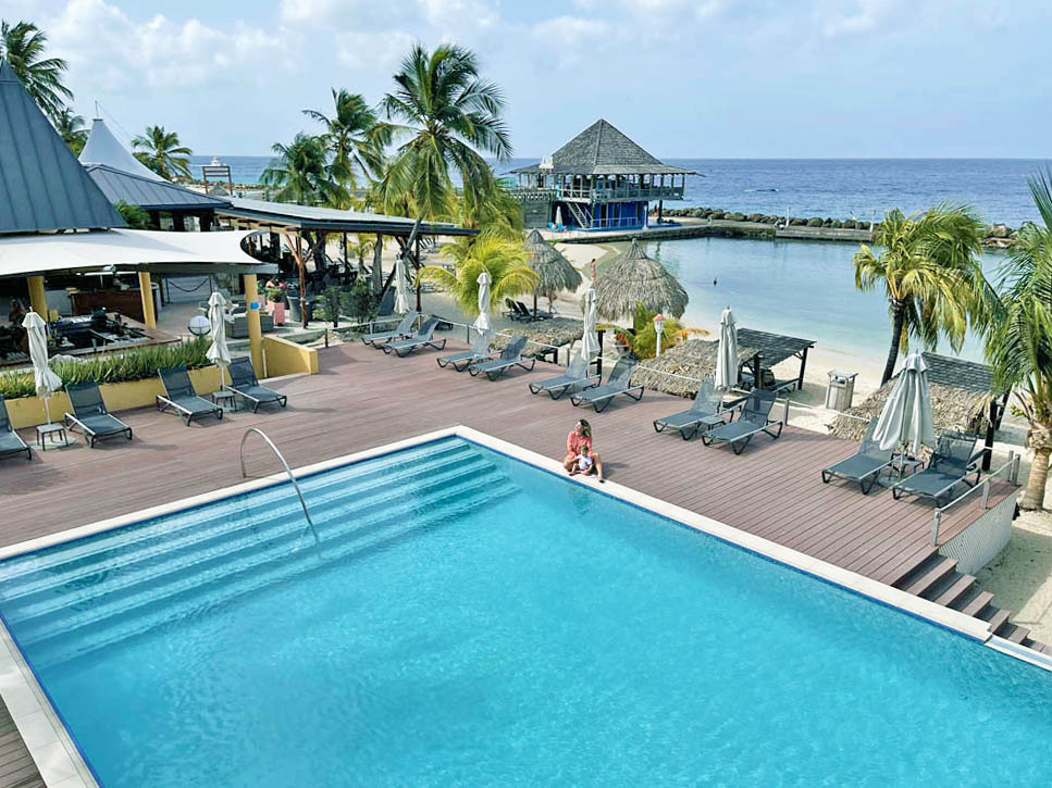 Avila Beach Resort Curacao