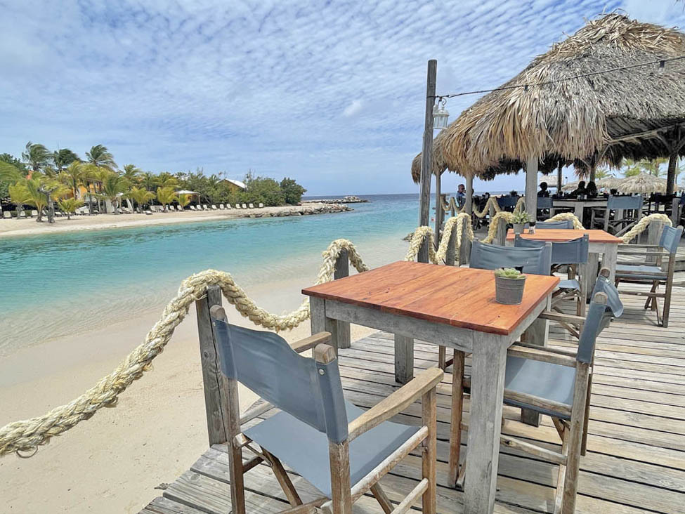 Hemingway Beach Restaurant and Bar Curacao