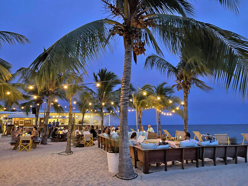 Zest café beach jan thiel restaurante curaçao