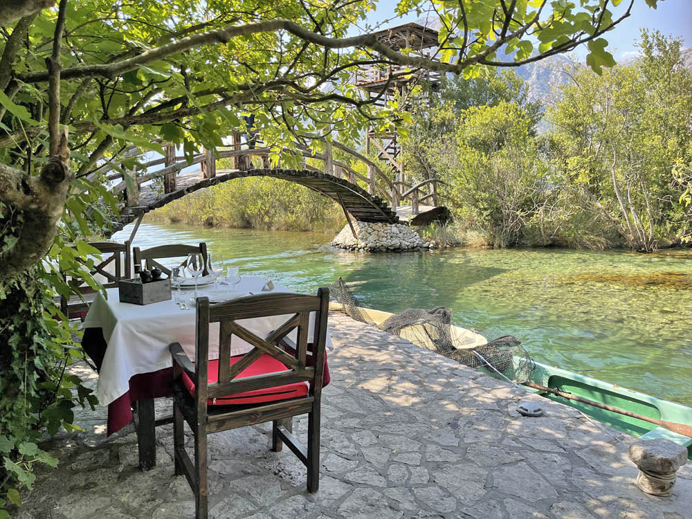 Stari Mlini - restaurante Kotor Bay Montenegro