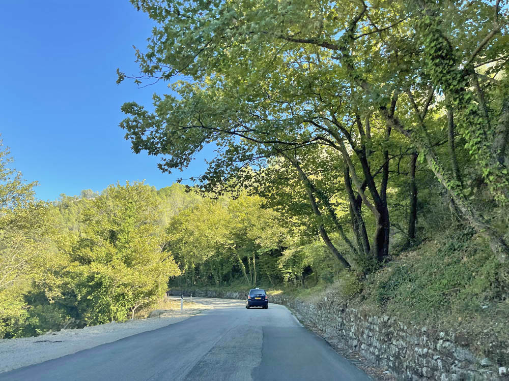 estradas albânia