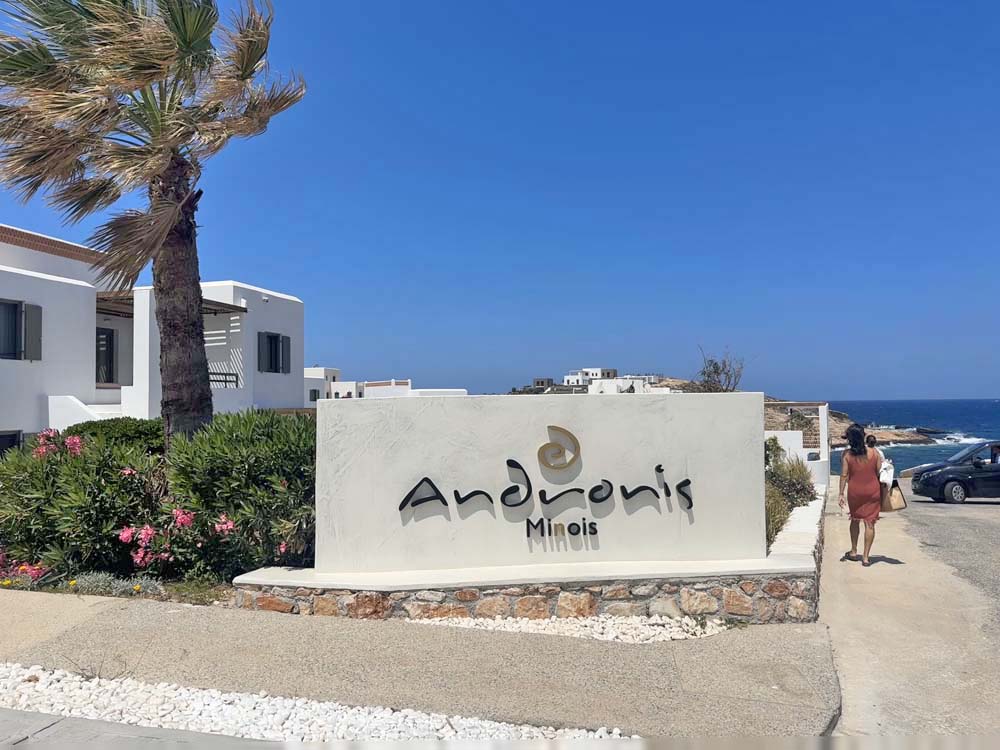 Andronis Minois Paros hotel