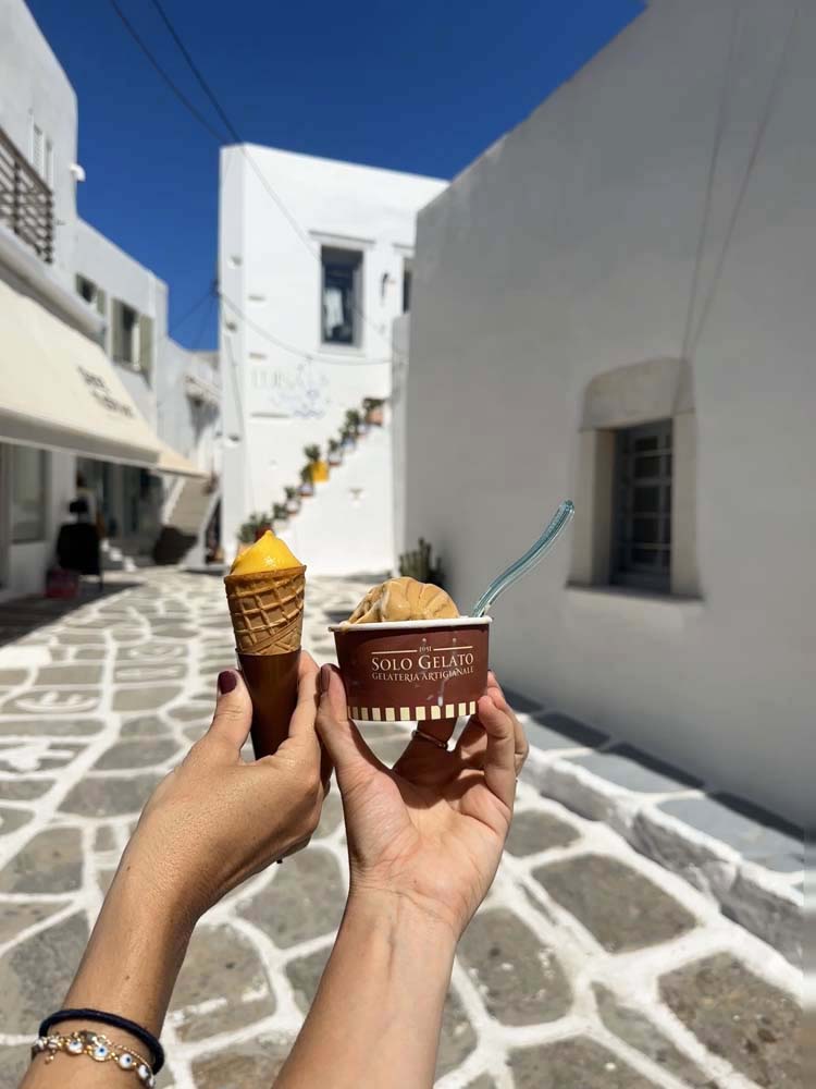 Solo Gelato Naousa Paros Ice cream