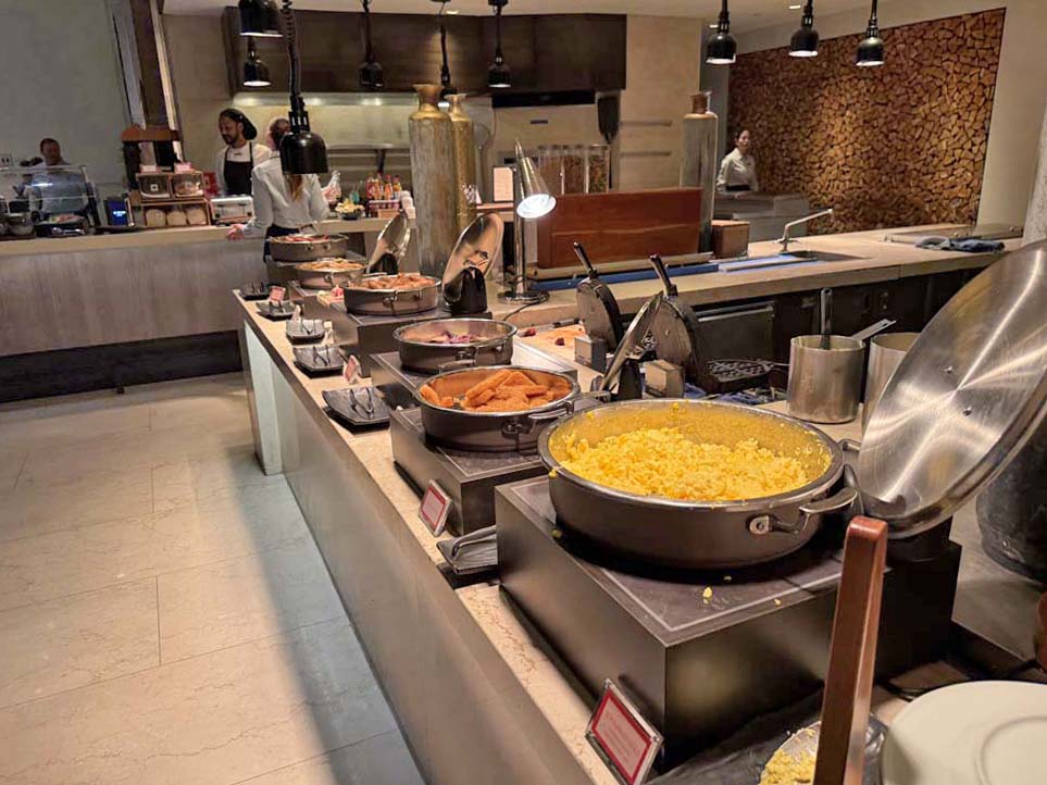 Café da manhã com personagens no Four Seasons Orlando disney
