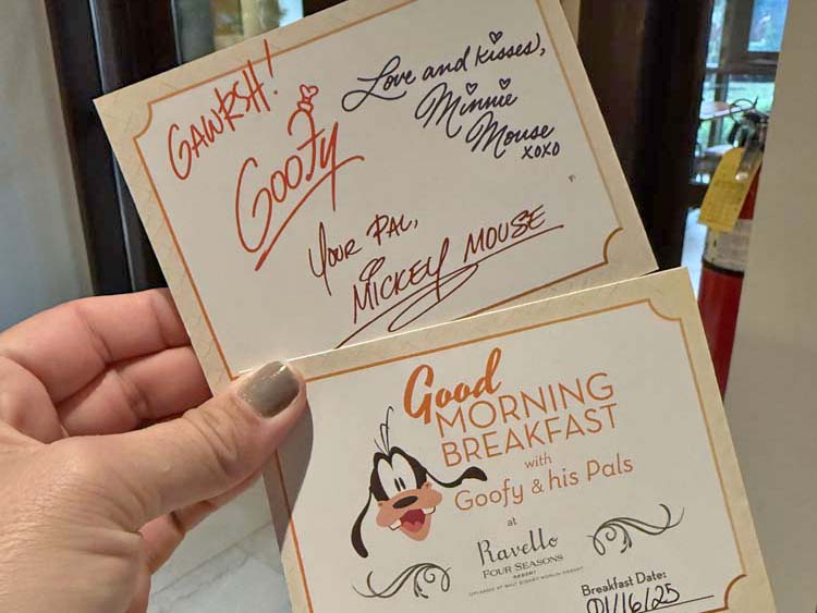 Café da manhã com personagens no Four Seasons Orlando disney