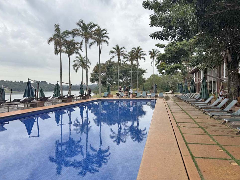 clara ibiuna resort sp - piscina 