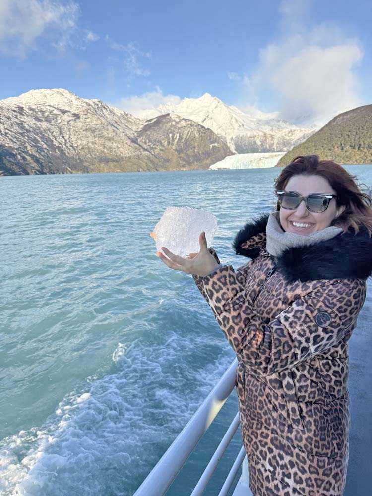 ICEBERGS EL CALAFATE ICEBERGS EL CALAFATE