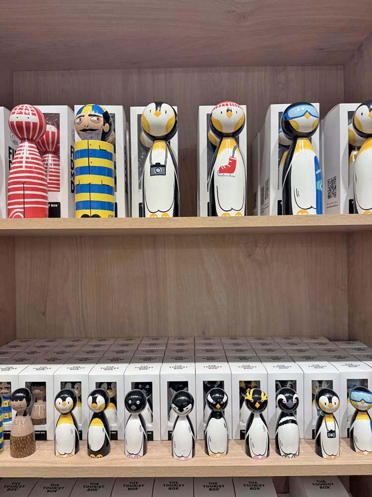 souvenir the tourist box ushuaia