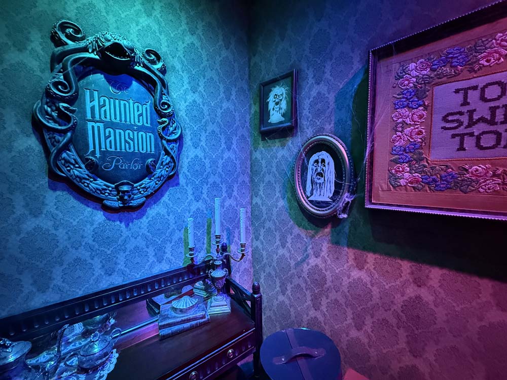 Haunted Mansion Disney Destiny bar
