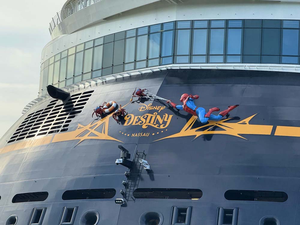 Disney Destiny herois e viloes