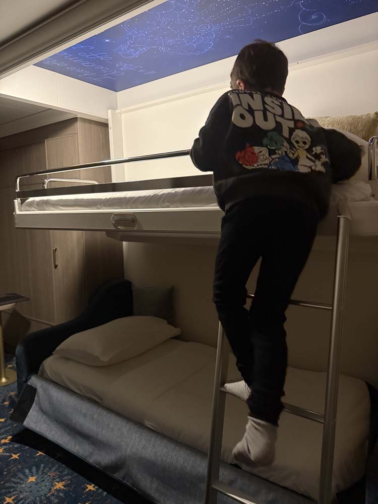 Cabine Verandah - cabine com varanda - disney cruise - disney destiny