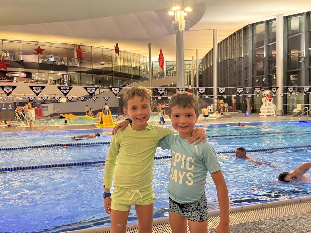aquamotion courchevel - parque aquático écran blanc hotel